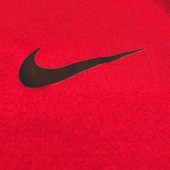 Nike Men’s Dri-Fit Shirt - Picture 3 of 6